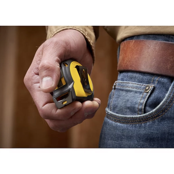 981 A - Professional measuring tapes with shockproof coating - Usag 981 A - Professional measuring tapes with shockproof coating - Usag